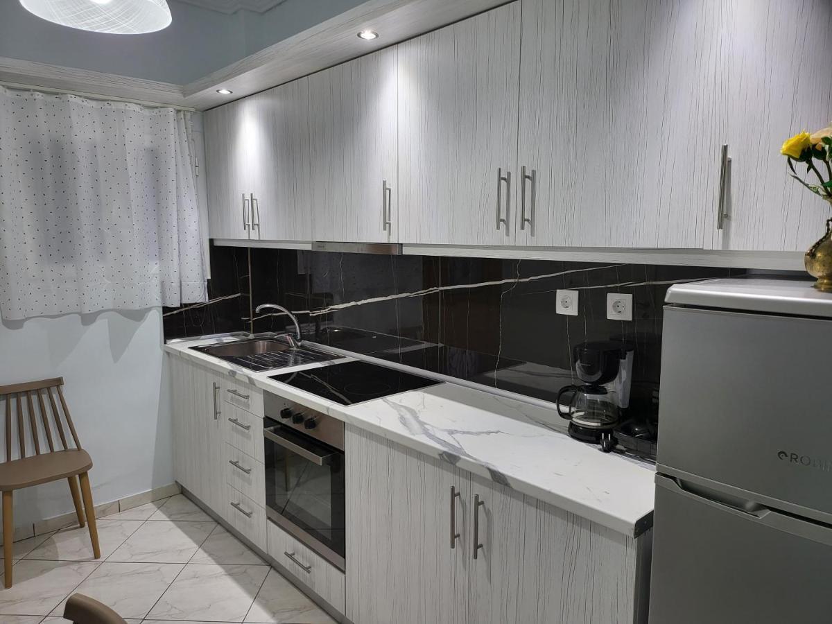 Thea Sea Apartment Néa Moudaniá Eksteriør bilde